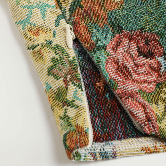 CIDER Jacquard Floral Halter Corset Top - Picture 11 of 12